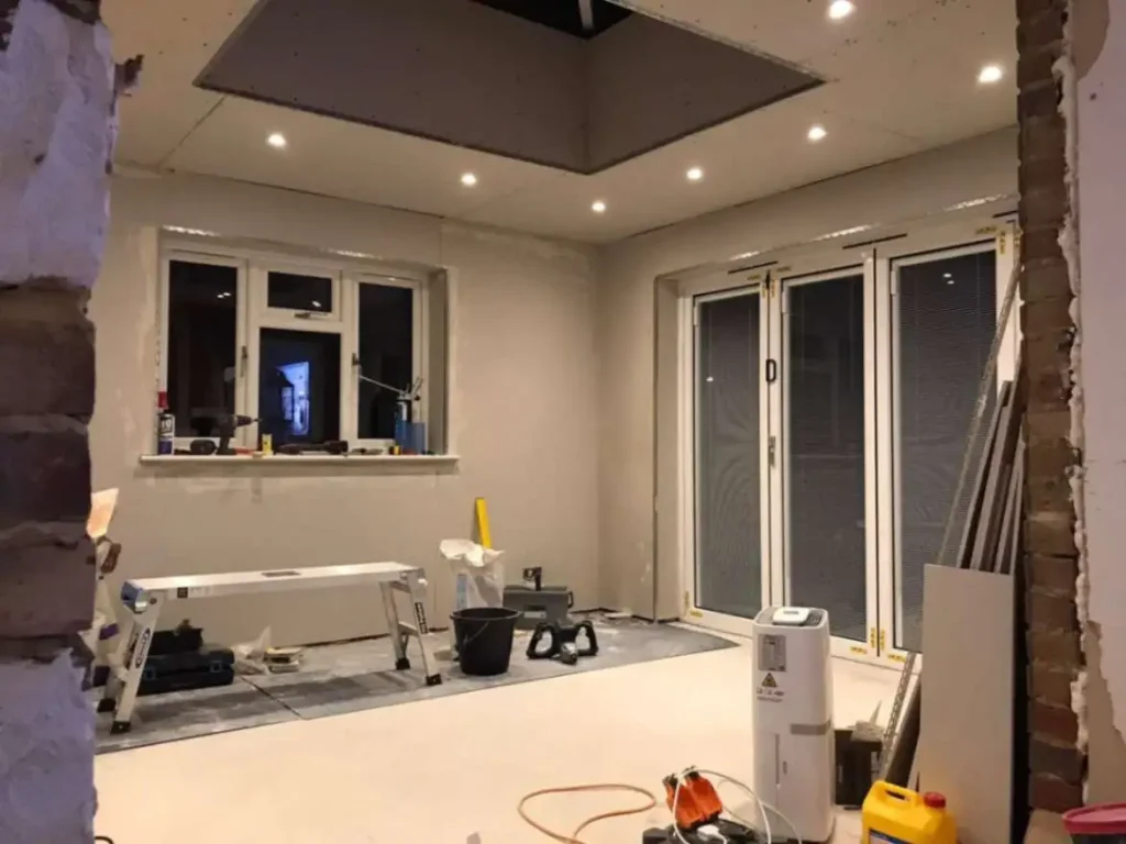 spider roofers in london